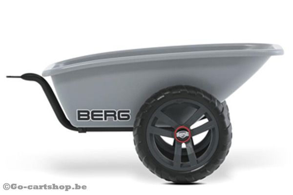 Ruime bak gemaakt van kunststof.