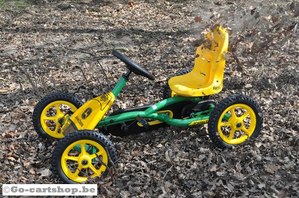 BERG John Deere skelter voor elk terrein.