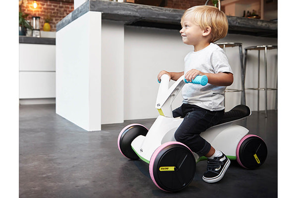 Vier fluisterstille wielen