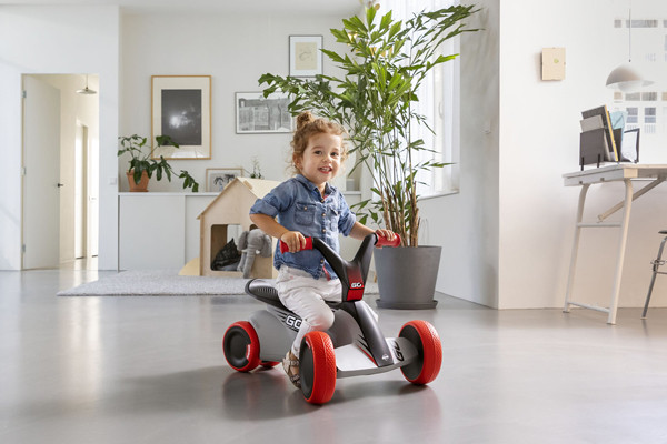 Voor kids vanaf 10 maanden of lengte 70-100 cm.