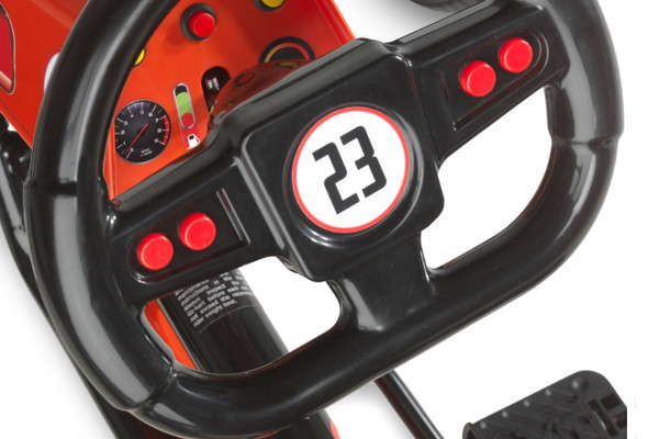 Inclusief soundbox met gave racegeluiden.