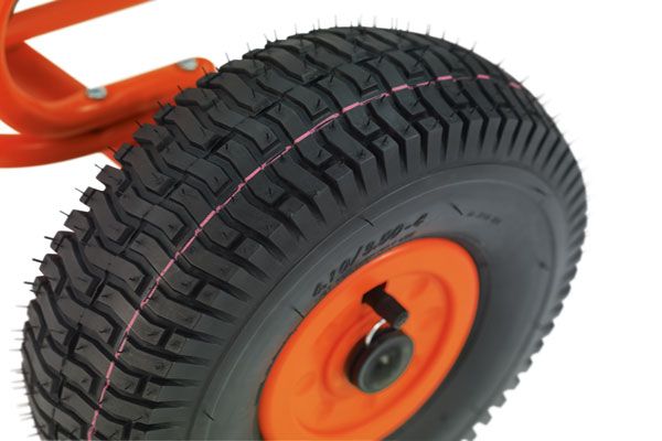 Luchtbanden met sportieve wieldoppen.